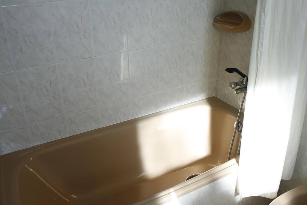Hostal Liste Station Ла-Корунья Номер фото